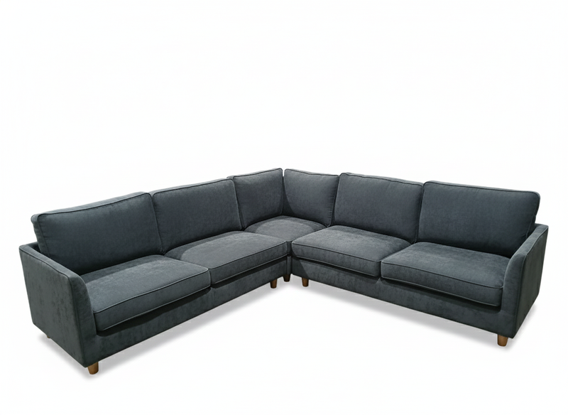 BROOKLYN CNR SOFA